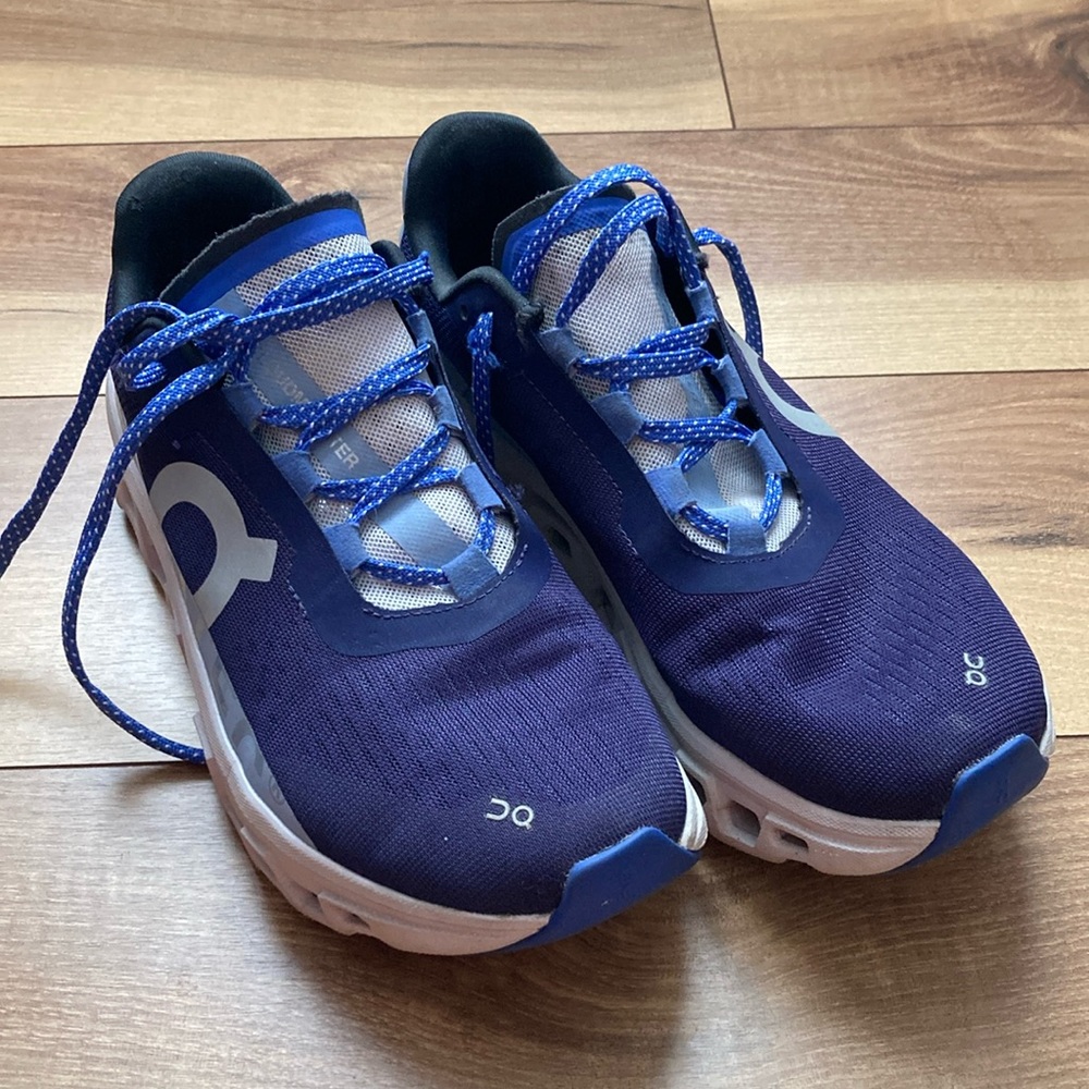 On Running Women's Shoes - Blue and White